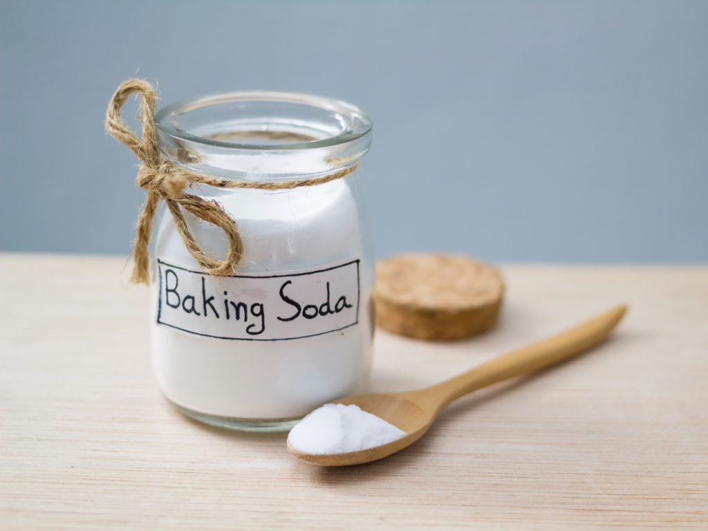 5 Bí Quyết Giữ Nhà Khô Thoáng Dù Trời Nồm Ẩm bali buda blog baking soda banner 1024x768 1